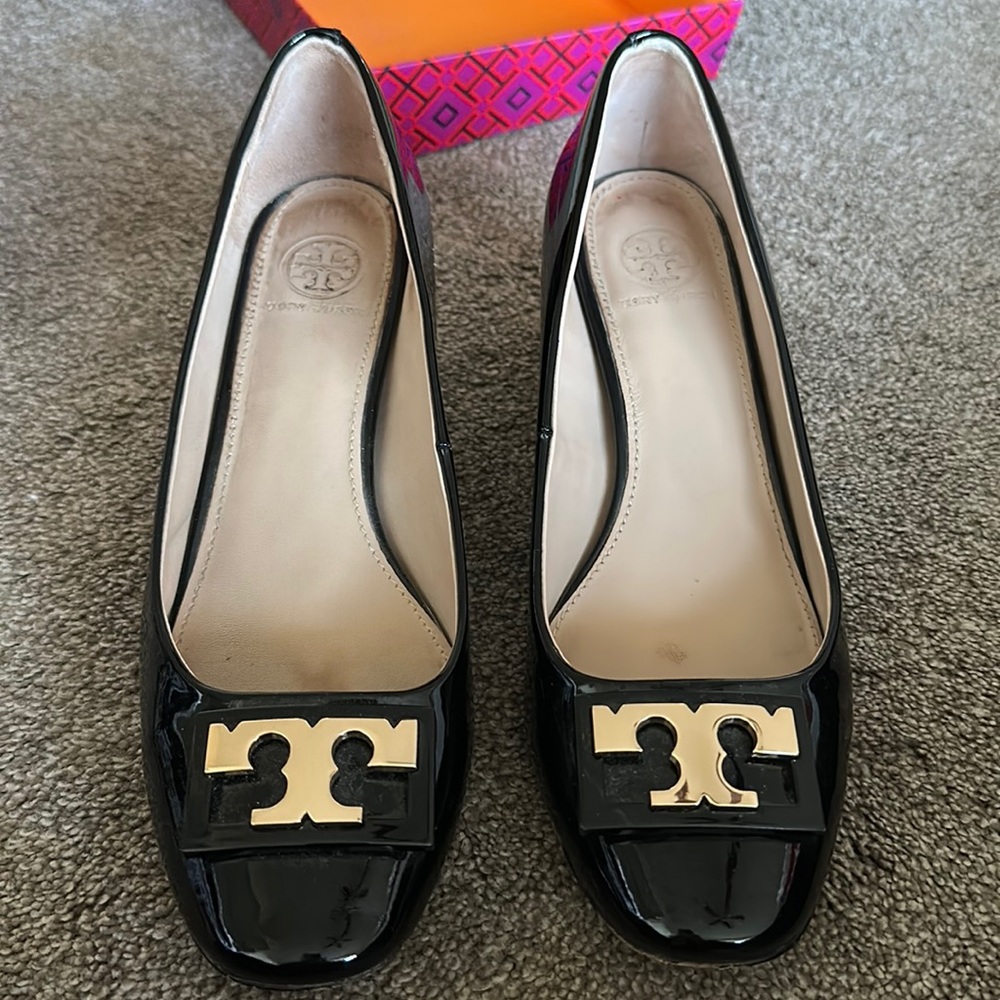Tory Burch Gigi Pump, Black Size 7.5